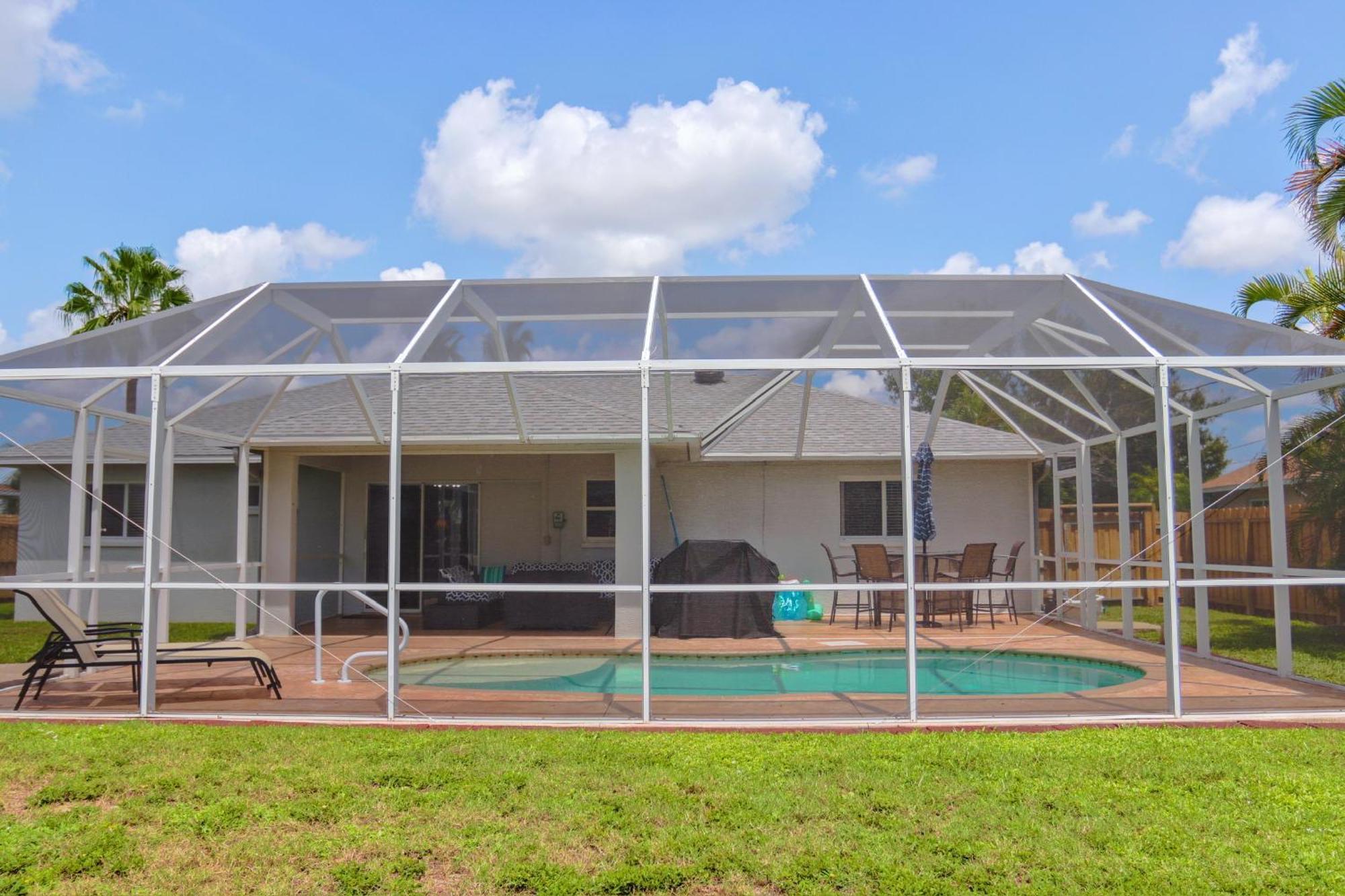 Beautiful Pool Home With Sleeping For 8 For Lovelypeople Cape Coral Eksteriør billede